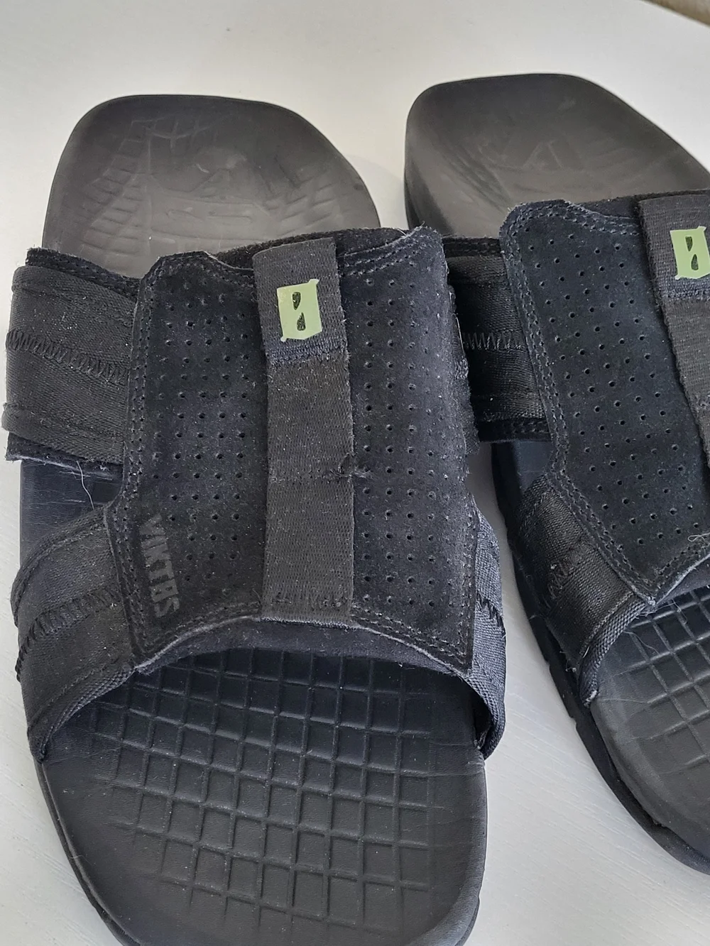 Viktos Ruck Recovery Black Nightfjall Comfort EVA Sandal Slide Shoe Men 12 EUC